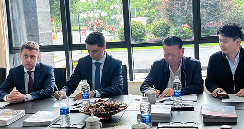 Serdecznie gratulujemy firmie TENAU ELEVATOR (CHINA) CO., LTD. oraz rosyjska firma GLOBAL-ELEVATING